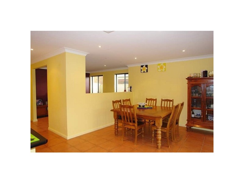 51 William Mannix Avenue, Currans Hill NSW 2567