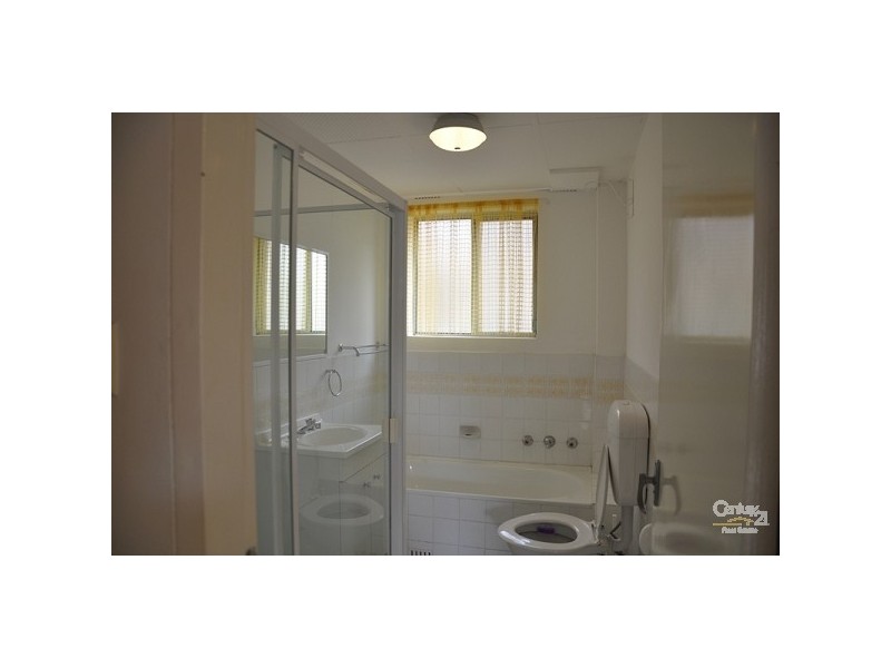 10/33 Meadow Cresent, Meadowbank NSW 2114