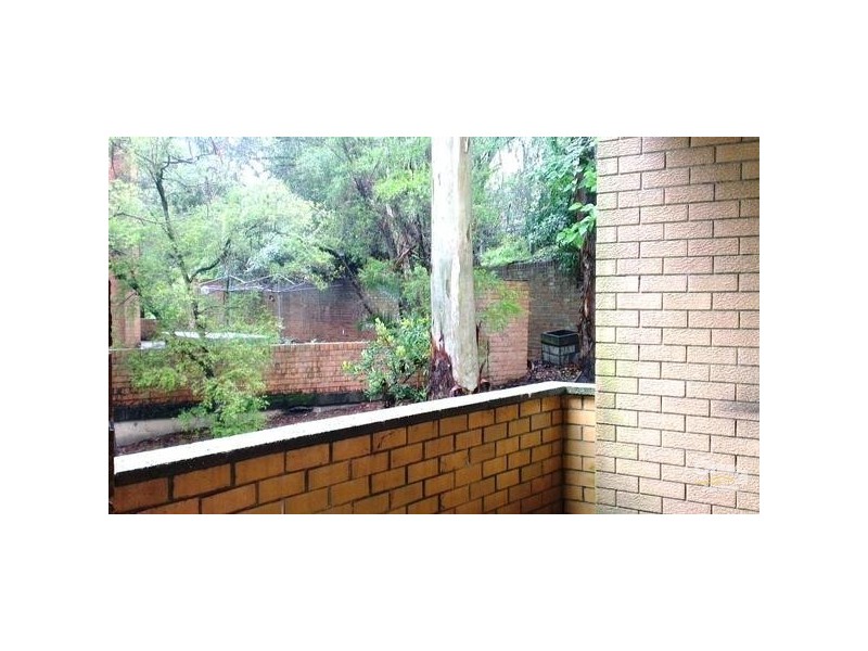 2/618 Blaxland Road, Eastwood NSW 2122