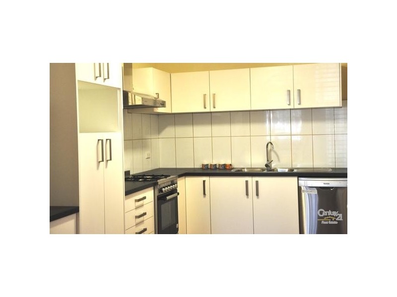 5 Blenheim Rd, North Ryde NSW 2113