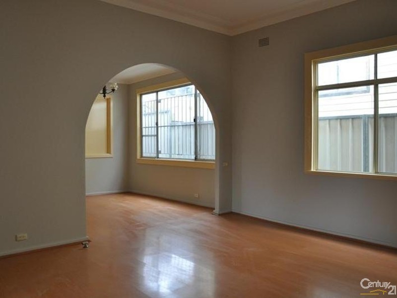 42 Shepherd St, Ryde NSW 2112