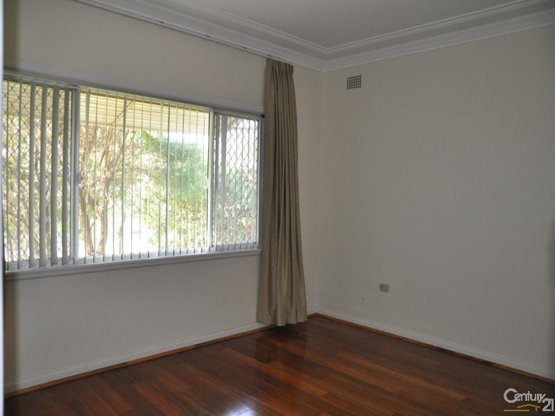 26 Santa Rosa Avenue, Ryde NSW 2112