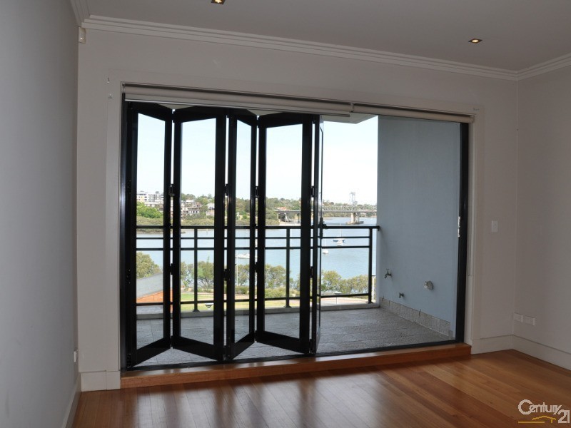 2 Bay Drive, Ryde NSW 2112