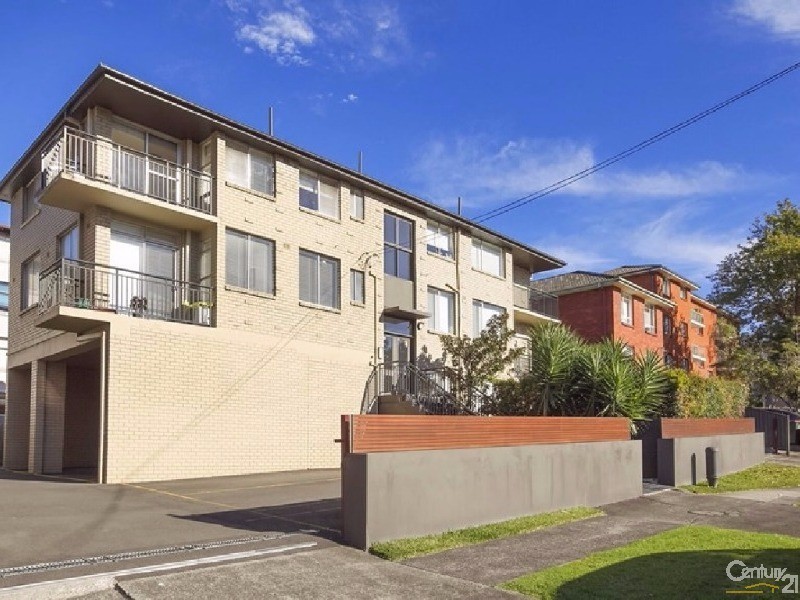 15/18 Pittwater Road, Gladesville NSW 2111