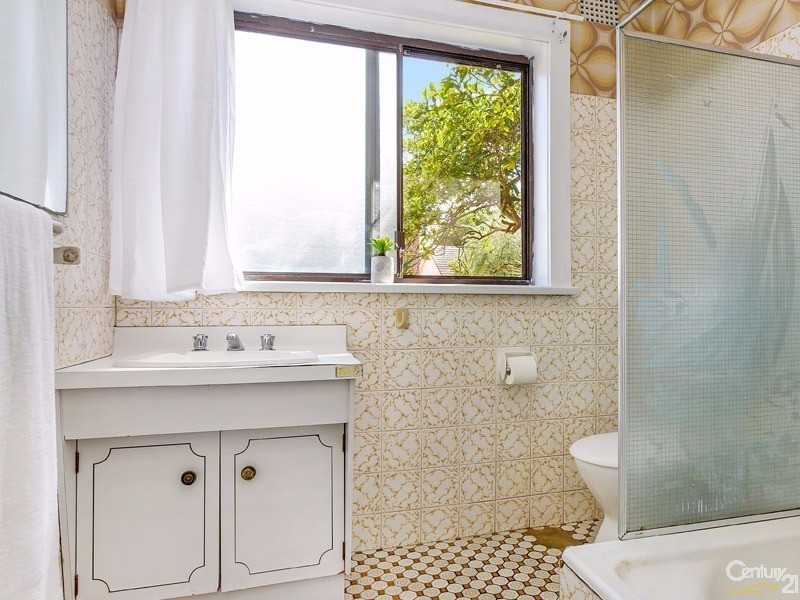 8 Betty Hendry Parade, North Ryde NSW 2113