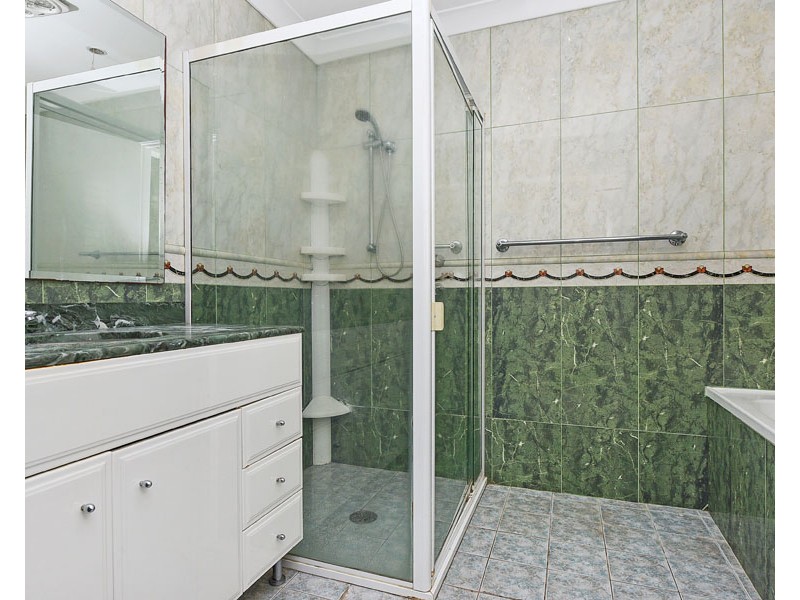 215 Quarry Road, Ryde NSW 2112