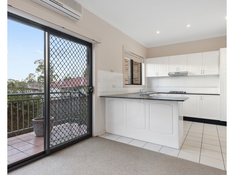 2/37A Abuklea Rd, Marsfield NSW 2122