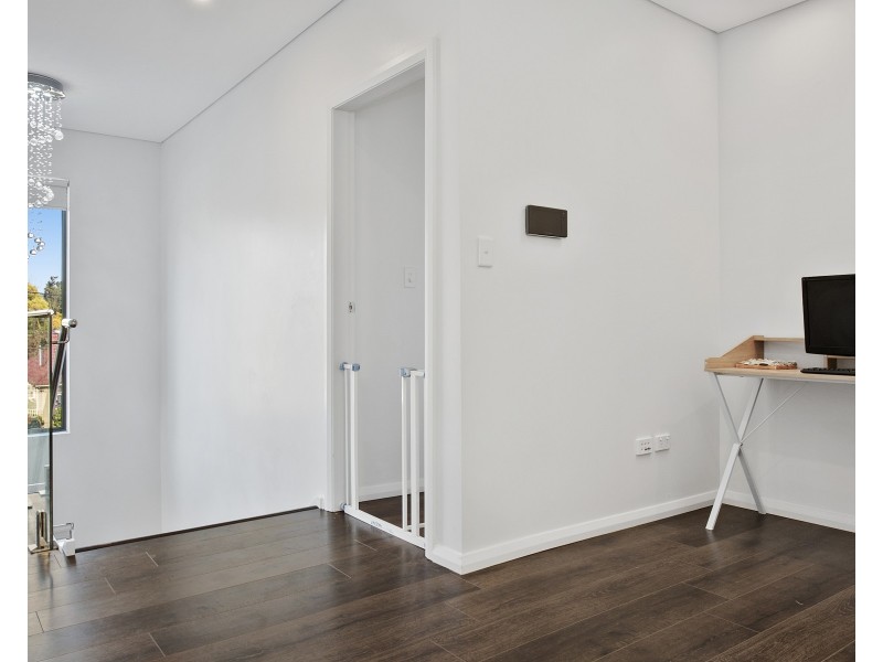 41 Glenn Avenue, Northmead NSW 2152