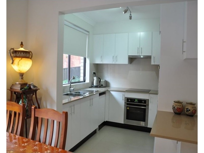 2/6 Edward Street, Ryde NSW 2112