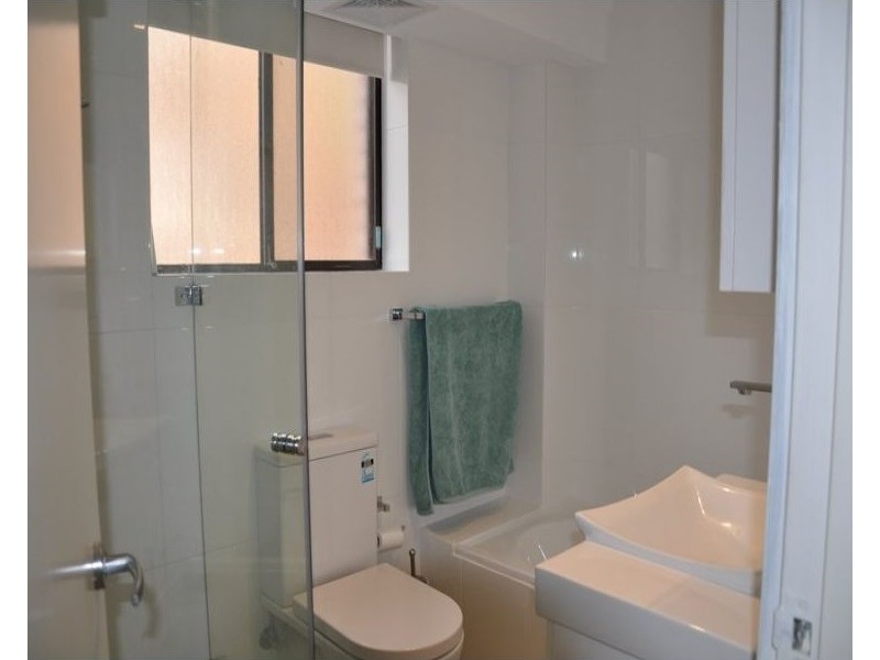 2/6 Edward Street, Ryde NSW 2112