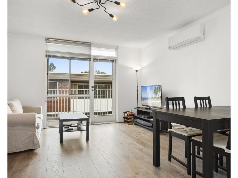 18/19 Meadow Crescent, Meadowbank NSW 2114