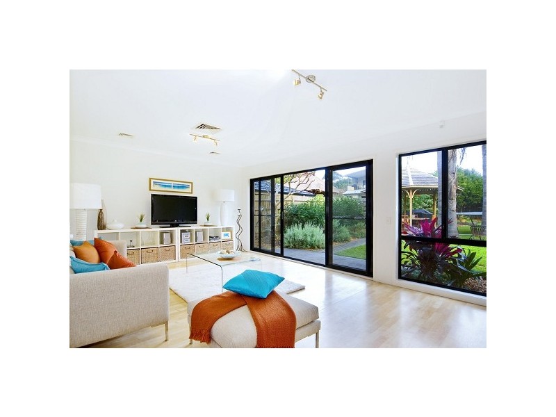 24 Bennett Street, Curl Curl NSW 2096