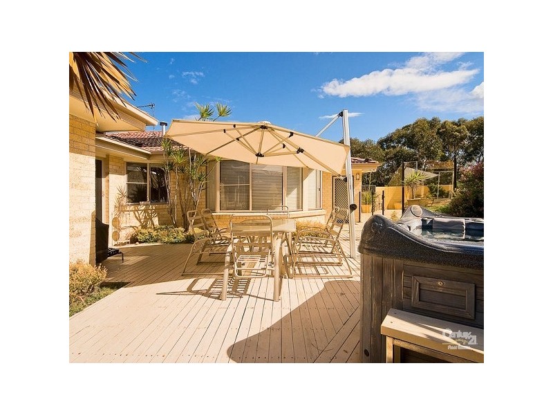 25 Golden Grove, Beacon Hill NSW 2100