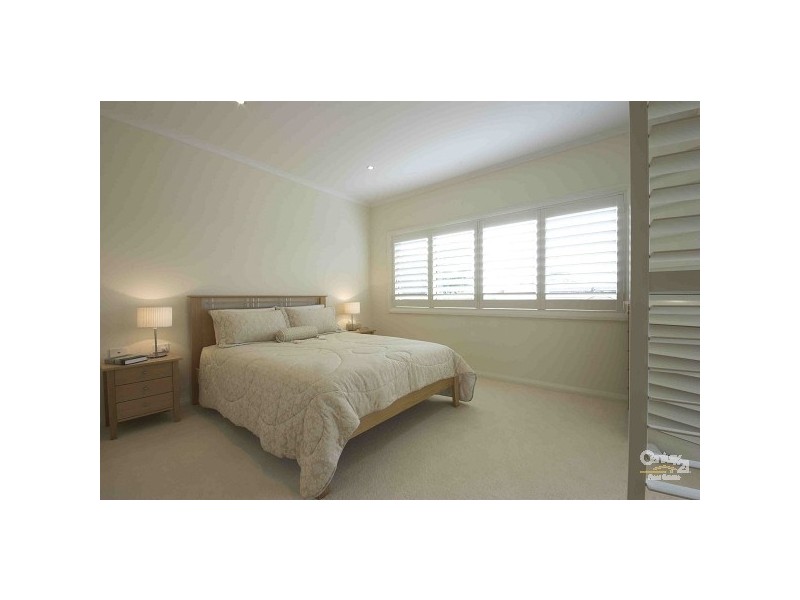 70 Darley Street, Killarney Heights NSW 2087