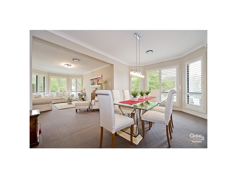 34 Carnarvon Drive, Frenchs Forest NSW 2086