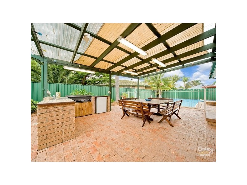 3 Beckman Pde, Frenchs Forest NSW 2086