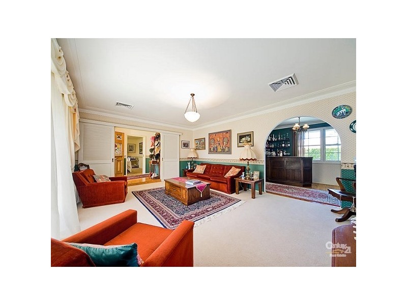 7 Beckman Pde, Frenchs Forest NSW 2086