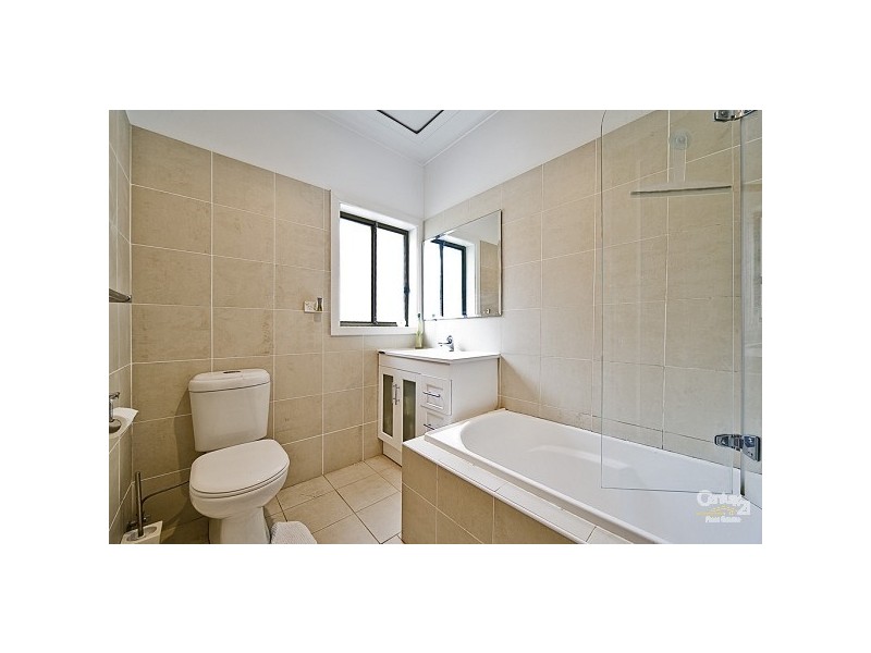 4 Walkom Ave, Forestville NSW 2087