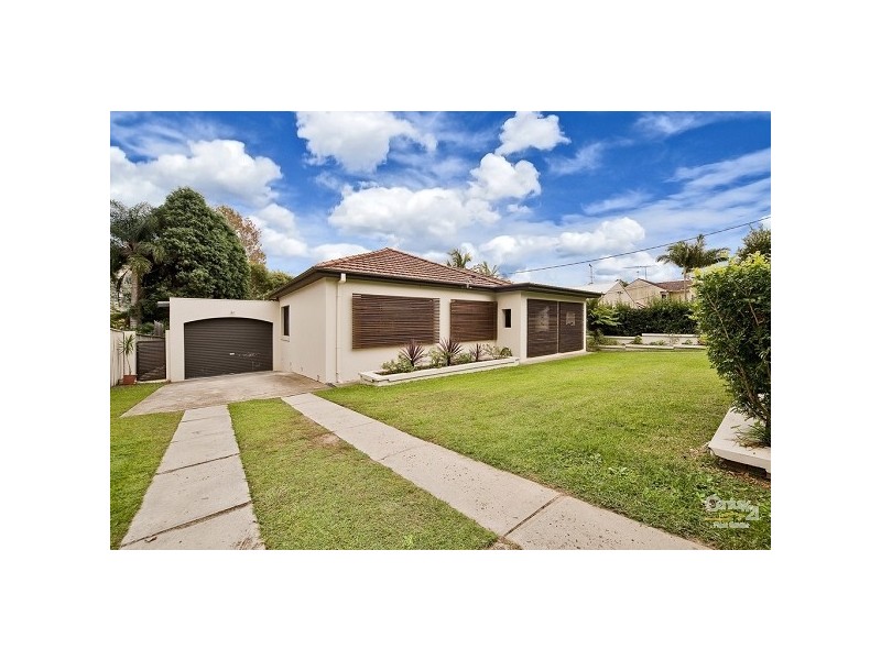 4 Walkom Ave, Forestville NSW 2087