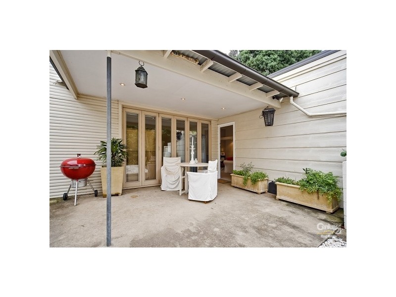 4 Walkom Ave, Forestville NSW 2087