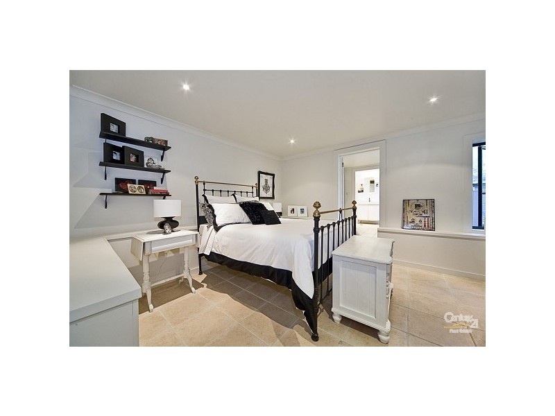 103 Arthur, Forestville NSW 2087