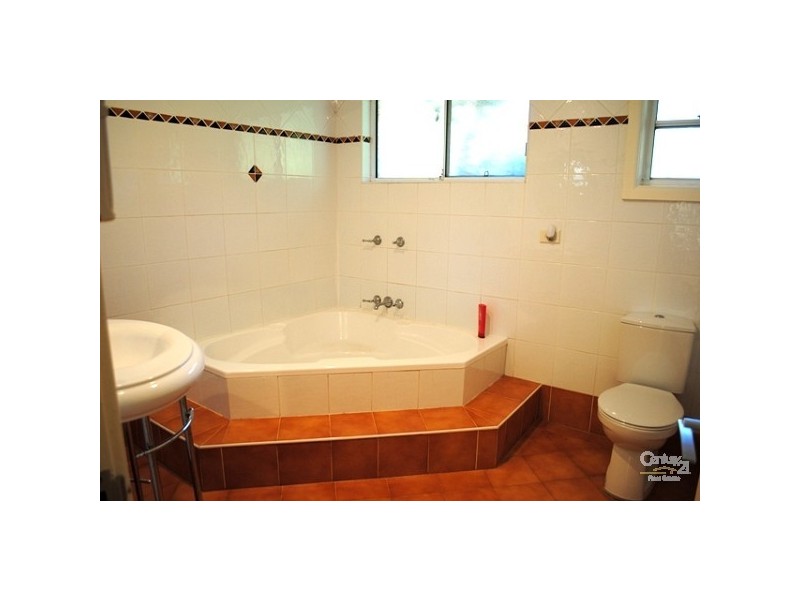 15 Bambara Rd, Frenchs Forest NSW 2086