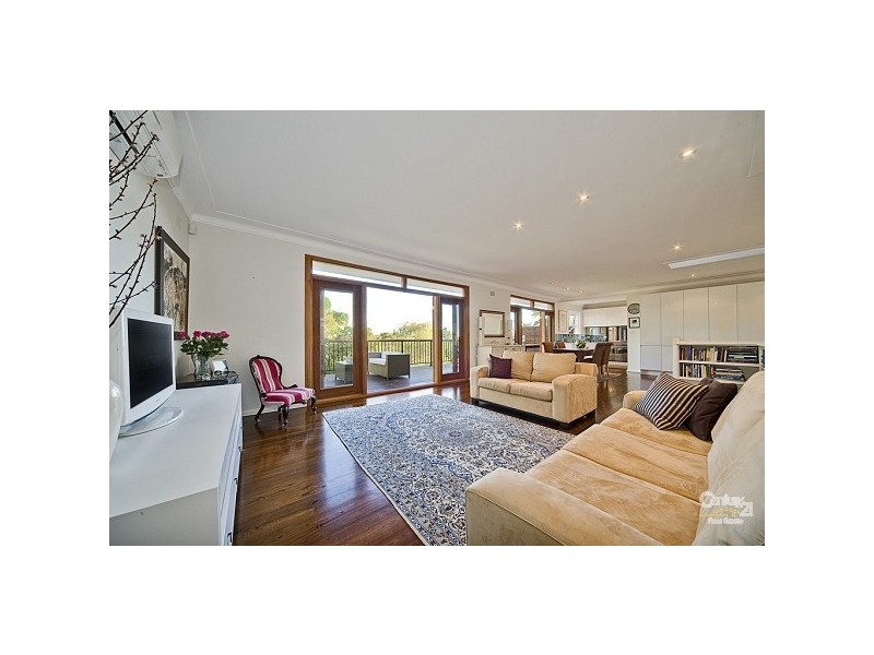 103 Arthur, Forestville NSW 2087