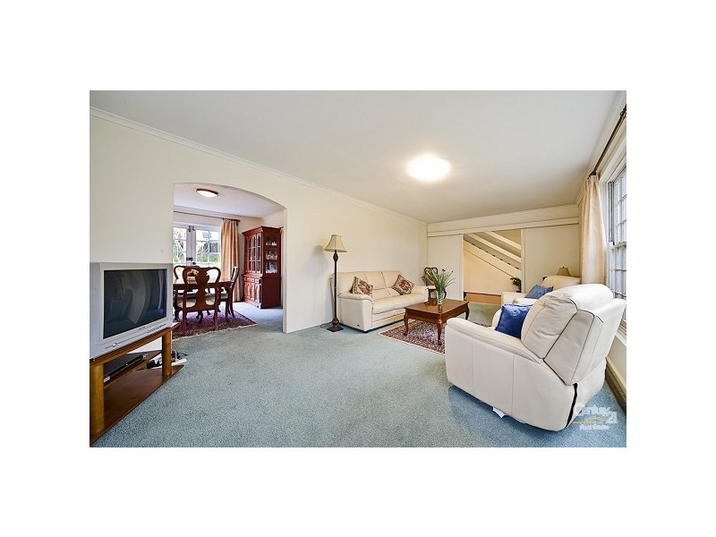 9 Ashworth Avenue, Belrose NSW 2085