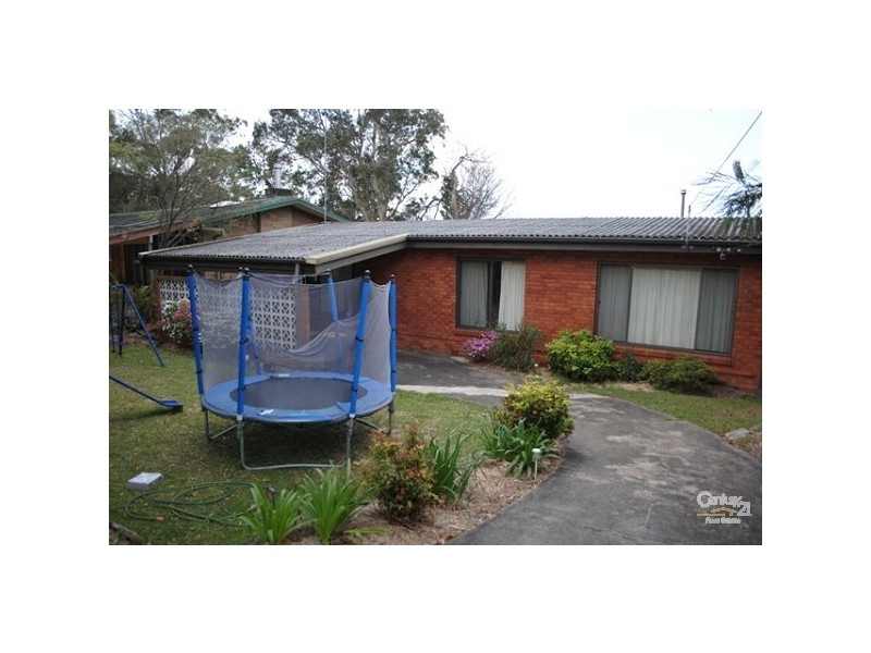 11 Moonbi Cr, Frenchs Forest NSW 2086