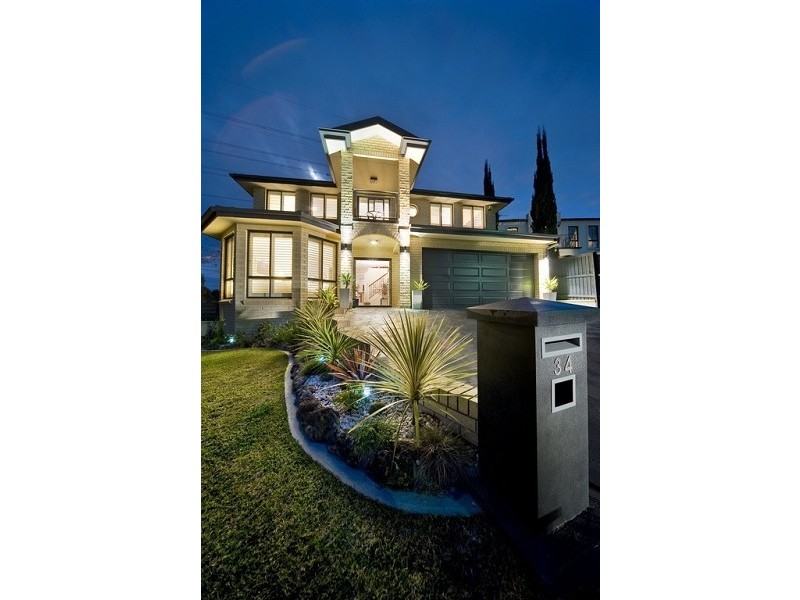 34 Carnarvon Drive, Frenchs Forest NSW 2086