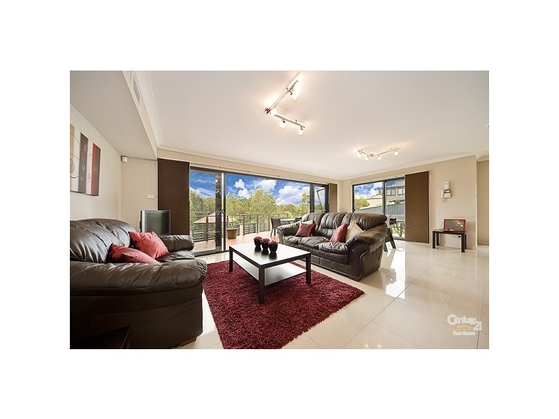 34 Carnarvon Drive, Frenchs Forest NSW 2086