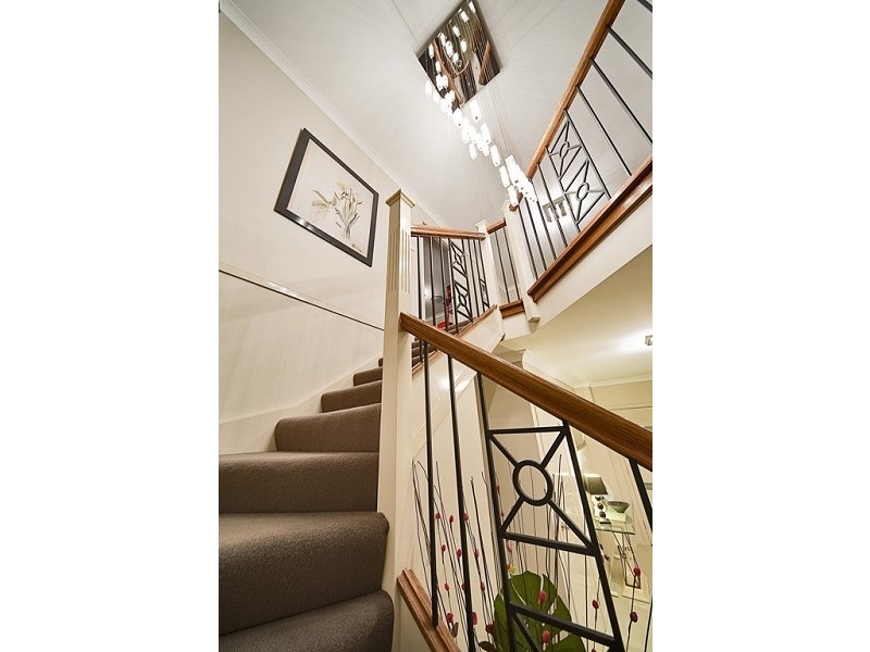 34 Carnarvon Drive, Frenchs Forest NSW 2086