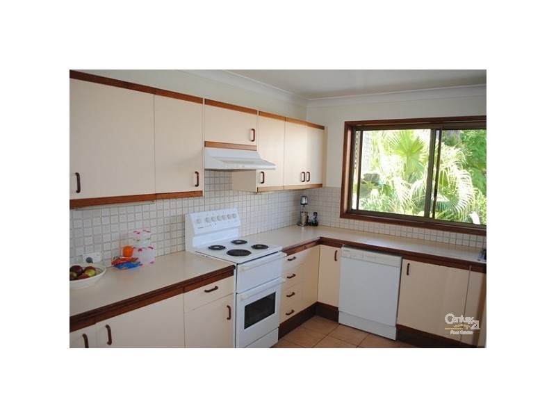 47 Pine Ave, Narraweena NSW 2099