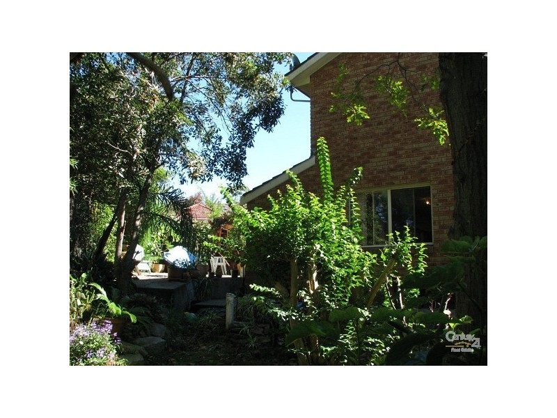 18 Landscape Avenue, Forestville NSW 2087