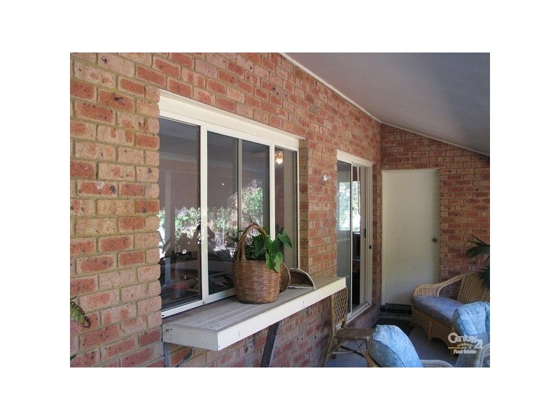 18 Landscape Avenue, Forestville NSW 2087