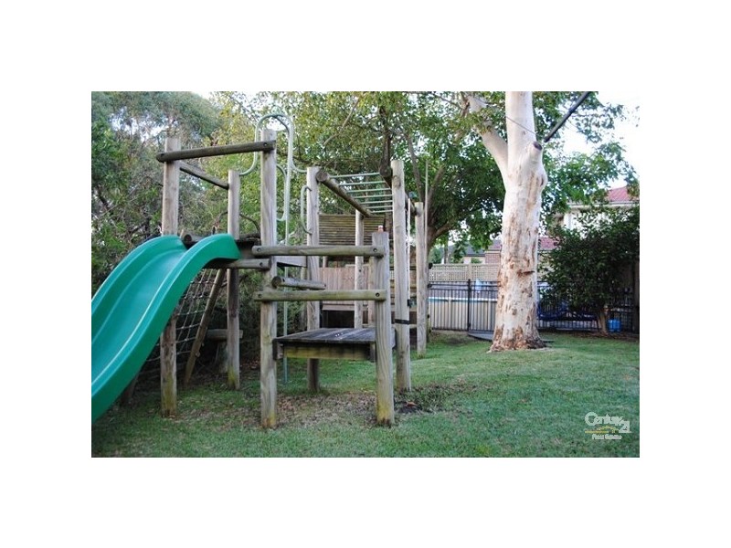 6 Moira Place, Frenchs Forest NSW 2086