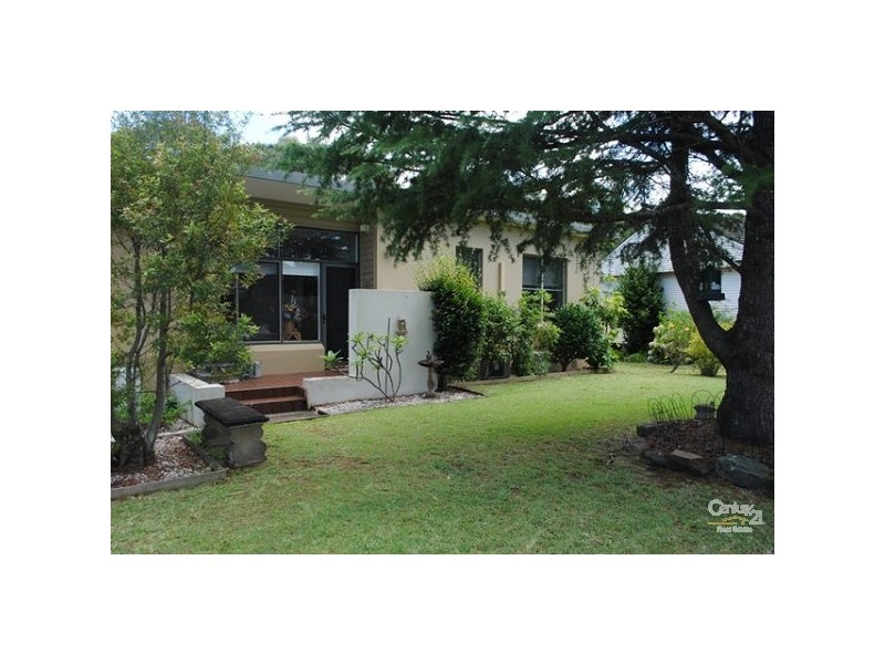 24 Karingal Cr, Frenchs Forest NSW 2086