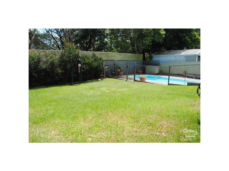 24 Karingal Cr, Frenchs Forest NSW 2086