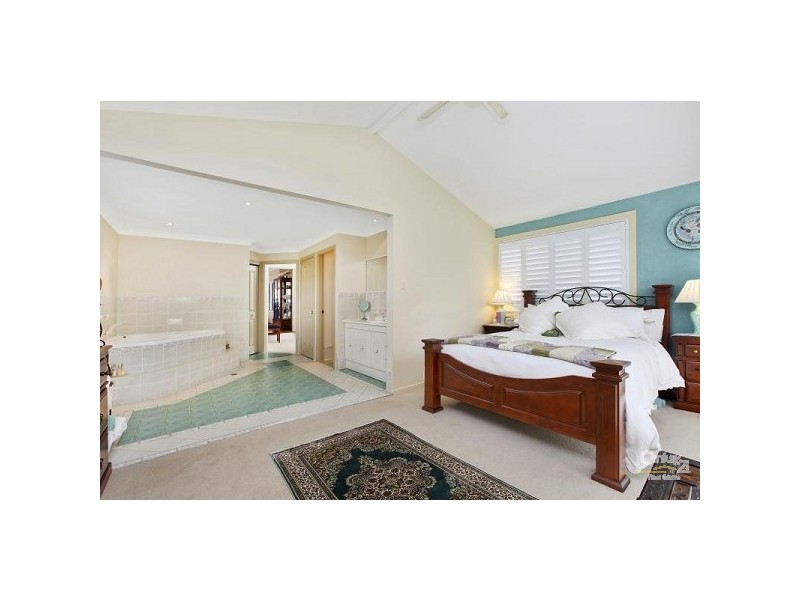 146 Pringle Ave, Belrose NSW 2085