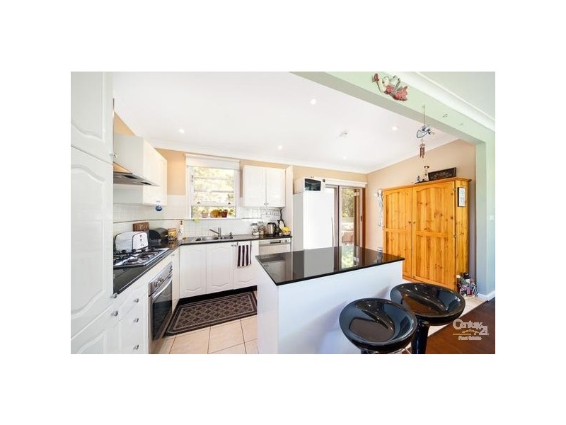 24 Karingal Cr, Frenchs Forest NSW 2086