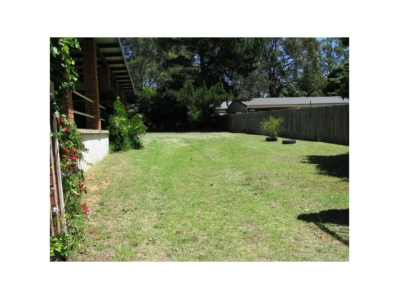 10 BANKSIA ST, Couridjah NSW 2571