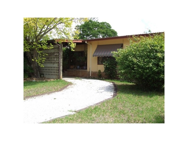 25 Addison Street, Thirlmere NSW 2572