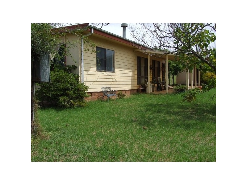 25 Addison Street, Thirlmere NSW 2572
