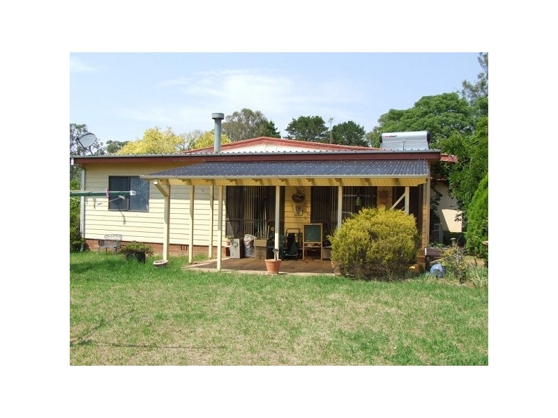 25 Addison Street, Thirlmere NSW 2572