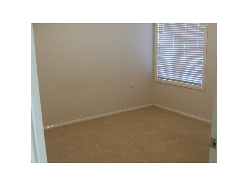 Unit 10 3-5 Colden Street, Picton NSW 2571