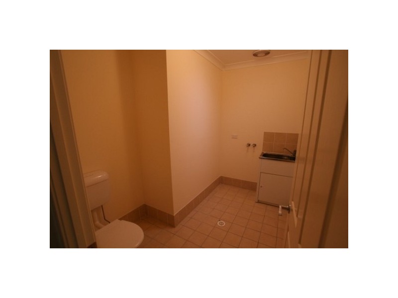 Unit 7 3-5 Colden street, Picton NSW 2571