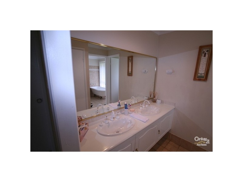 6A The Falls Road, Yerrinbool NSW 2575