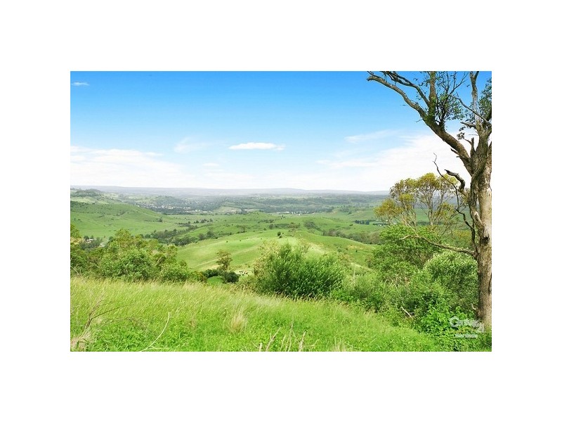 4 Robert place, Razorback NSW 2571