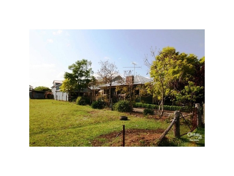 60 Carlton Road, Thirlmere NSW 2572
