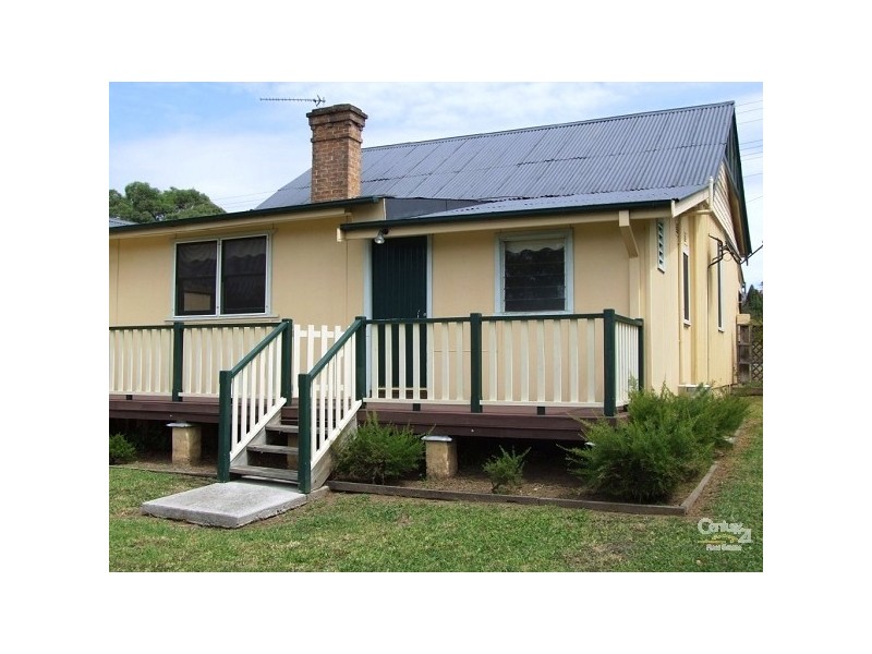 391 Thirlmere Way, Thirlmere NSW 2572